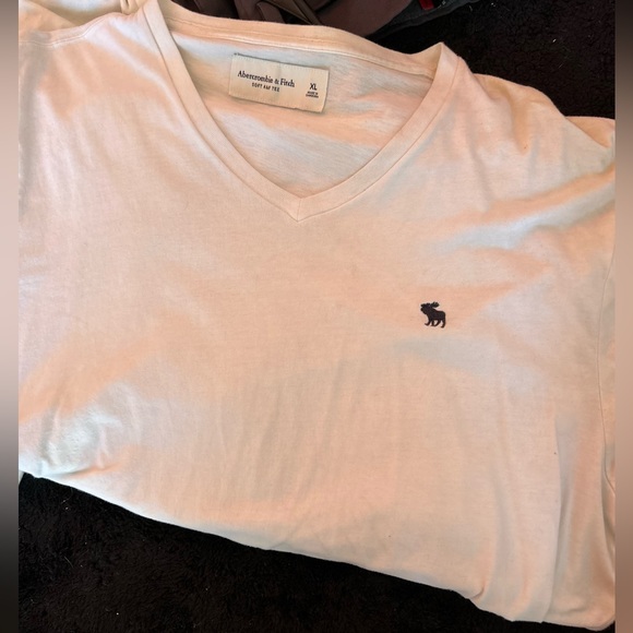 Abercrombie and fitch 3 shirt bundle XL - Picture 2 of 9